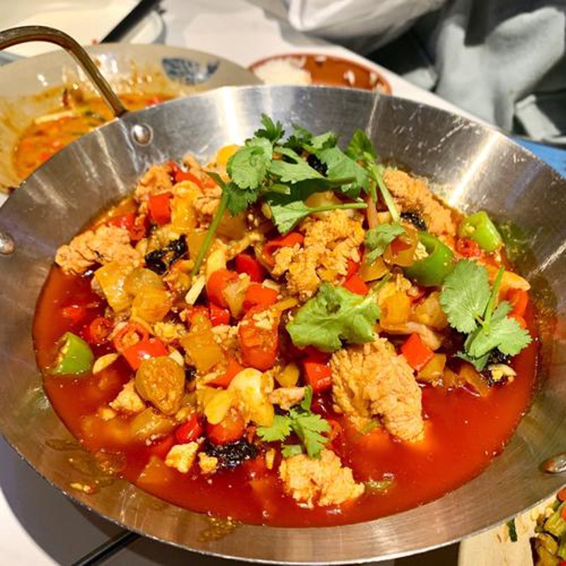 品味美食的魅力——畅谈爽吃阁食品商行